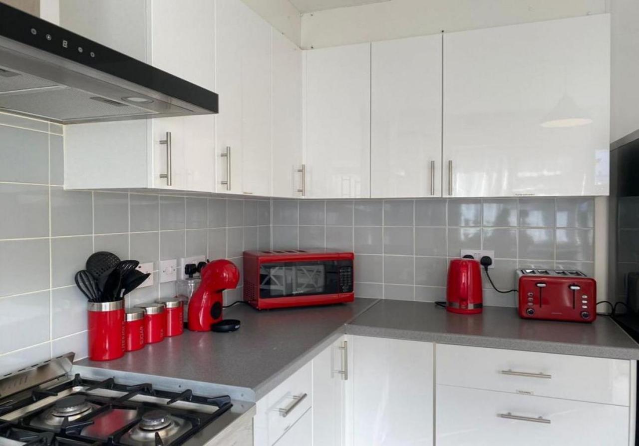Stunning Four Bedroom House Close To Excel, O2 & Central London With Free Parking Luaran gambar